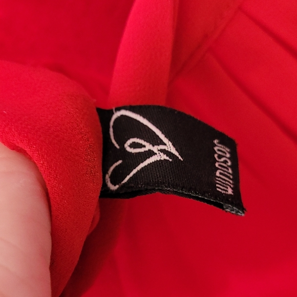 My daughter's beautiful red Windsor prom dress. - Picture 5 of 5